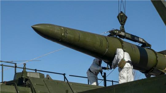 Das russische Militär setzt immer wieder ballistische Raketen des Typs Iskander gegen Ziele in der Ukraine ein. (Archivbild)