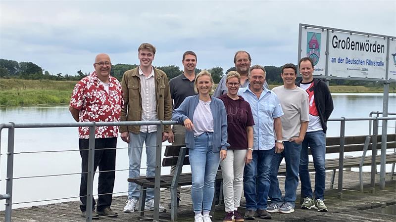 Das sind die Kandidaten in der Gemeinde Großenwörden: Katrin Dreyer, Meike Heinsohn, Helmut Kammann, Constantin Schilling, Thorben Offermann (vorne von links), Martin Doerksen, Johannes Wassermann, Malte Petersen und Maik Dohrmann (hinten von links).