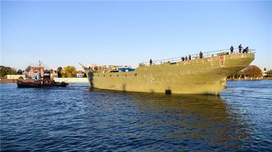 Das teilsanierte Marineschulschiff „Gorch Fock“ auf der Weser.