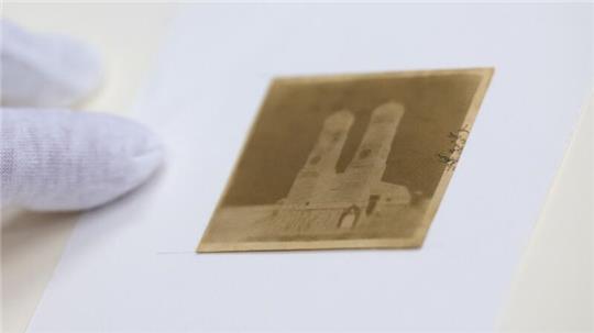 Das vier mal vier Zentimeter große Foto des Mineralogen Franz von Kobell stammt aus dem Jahr 1837.