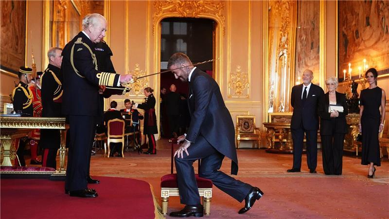 David Beckham wurde zum Ritter geschlagen. 