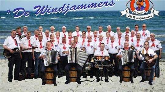 De Windjammers präsentieren alte und neue Shantys auf ihrem Weihnachtskonzert.