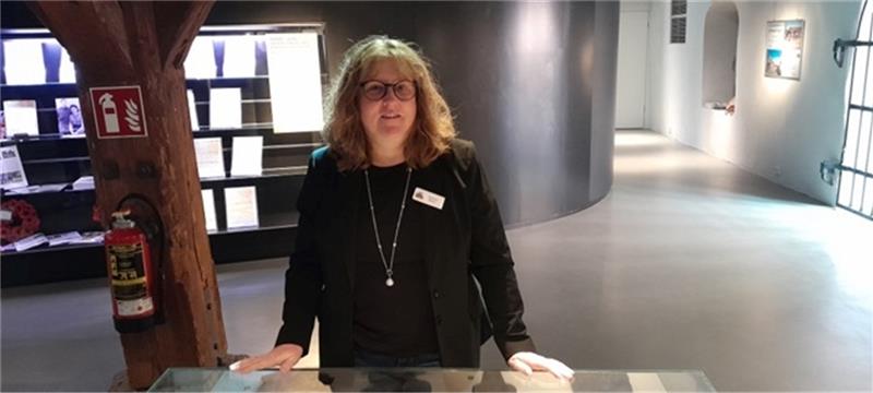 Debbie Bülau spricht über die Forschung zu NS-Opfern in der Samtgemeinde Fredenbeck. Foto: Museen Stade