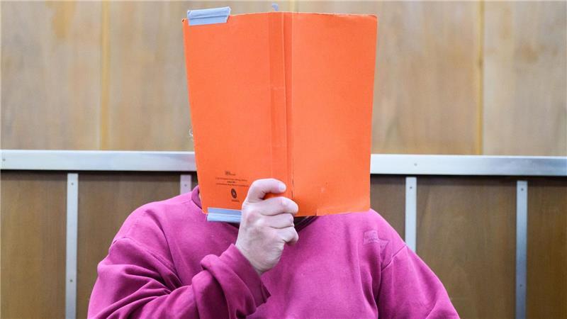 Dem Angeklagten wird vorgeworfen, im Juli 2025 in Bad Münder seine Nachbarin getötet zu haben. (Archivbild)