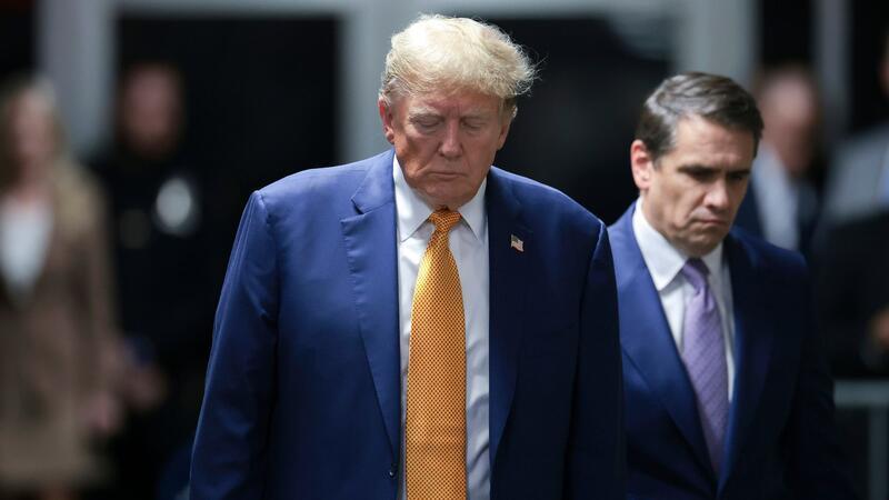 Pornostar schildert bei Prozess Details zu Sex mit Trump Dem ehemaligen US-Präsidenten Donald Trump drohen mehrere Jahre Haft. Der Fall könnte den US-Wahlkampf beeinflussen.