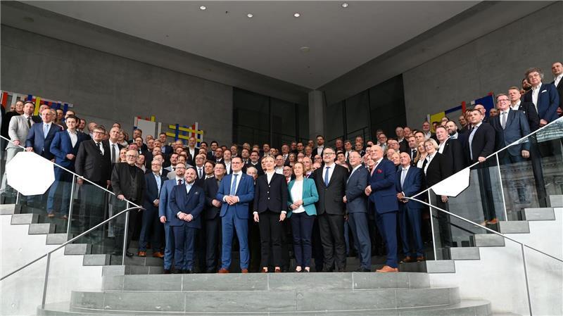 Erste Etappe der Koalitionsverhandlungen vor dem Abschluss Dem neuen Bundestag gehören deutlich mehr Abgeordnete der AfD an. (Archivfoto)