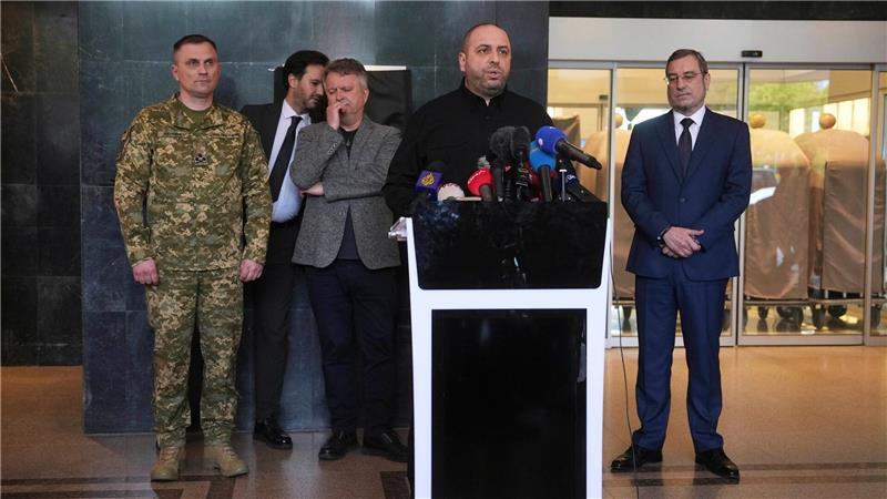 Ukraine und Russland einigen sich auf Gefangenenaustausch Dem ukrainischen Verhandlungsführer Rustem Umjerow zufolge haben sich die Ukraine und Russland bei Gesprächen in Istanbul auf einen weiteren Gefangenenaustausch geeinigt.