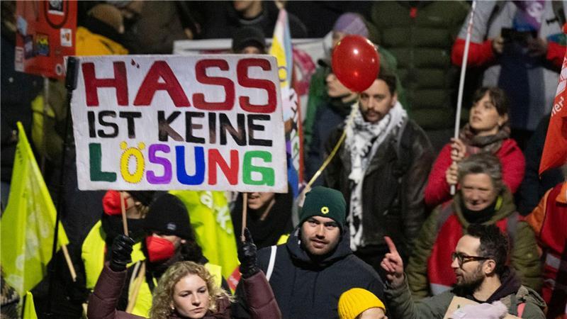 Demo gegen neue AfD-Jugendorganisation in Gießen.