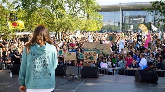 Demonstration fürs Klima: Mehrere Tausend haben in Berlin protestiert.