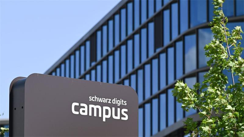 Schwarz-Gruppe baut Milliarden teures Rechenzentrum Den neuen Campus in Bad Friedrichshall hat Schwarz Digits erst vor wenigen Wochen bezogen. (Archivbild)