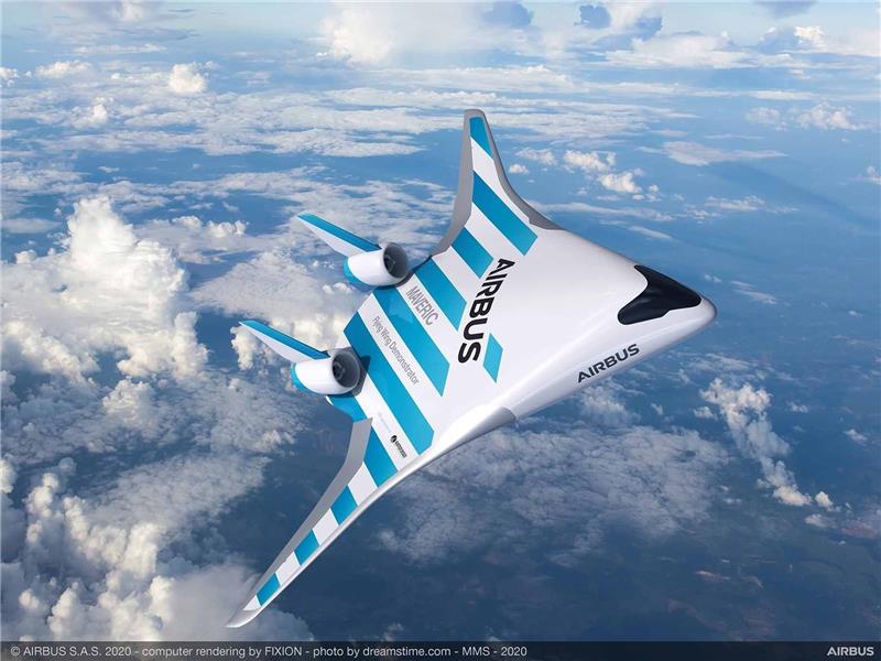 Den neuen Flieger „Maveric“ gibt es nicht nur als Modell, sondern auch als zwei Meter langes und 3,20 Meter breites Testflugzeug. Die Konstruktion von Rumpf und Flügeln aus einem Guss soll im Vergleich zu den heutigen Flugzeugen etwa ein Fünftel Treibstoff sparen. Fotos: Airbus