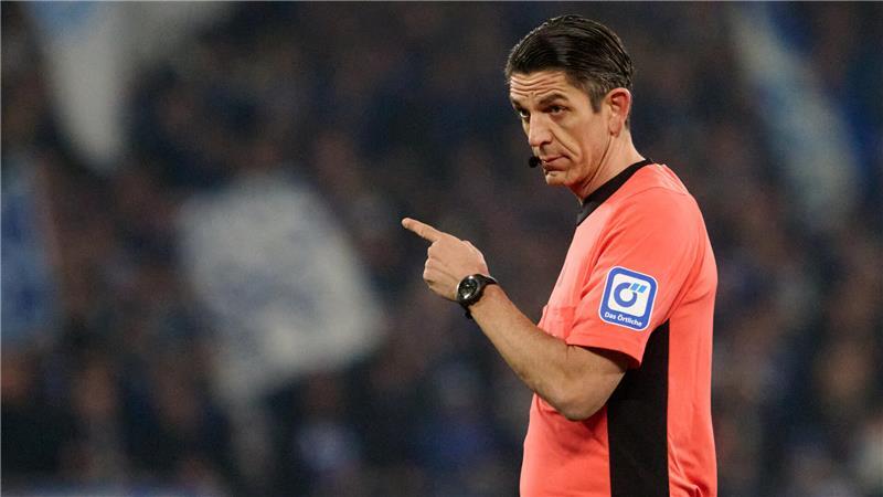 Deniz Aytekin ist für seine empathische Art geschätzt – bei Spielern auf und Fans neben dem Platz.