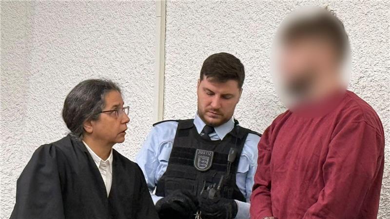 Denn Mann aus der Ukraine ist nach Überzeugung der Staatsanwaltschaft einer der Männer gewesen, der Firmen und Einrichtungen in mehreren Bundesländern mit einer Schadstoff- oder Ransomsoftware lahmgelegt hat. (Archivbild)