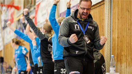 Dennis Marinkovic, Trainer VfL Stade, Handball, Frauen, Damen, Oberliga Nordsee