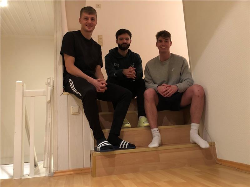 Dennis Rosin, Tom Kinitz und Eric Albers (von links) leben seit einem halben Jahr in der WG. Foto: Berlin