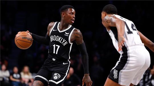 Dennis Schröder (17) kam bei seinem Debüt für die Brooklyn Nets auf 15 Punkte und 12 Assists.