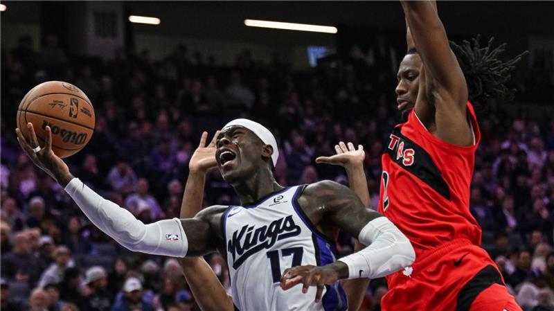 Dennis Schröder (vorne) konnte die nächste Pleite für die Kings nicht verhindern.