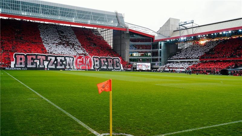 Der 1. FC Kaiserslautern hat am Samstag den SC Paderborn auf dem Betzenberg zu Gast. (Archivbild)