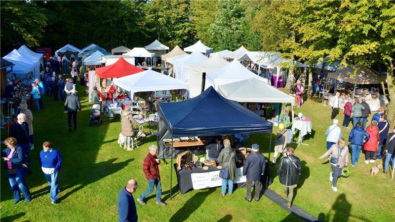 Der 11. Kunsthandwerkermarkt in Hesedorf wartet mit 60 Ausstellern auf.
