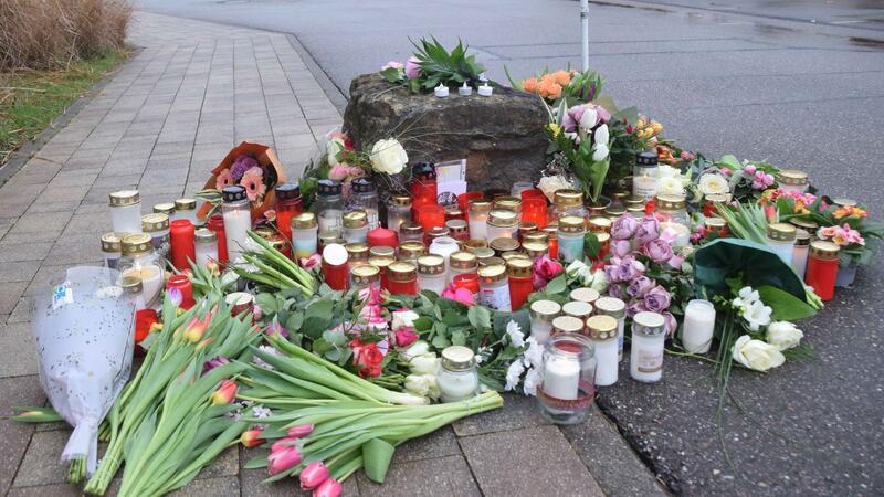 Elf Jahre Haft für Schüler wegen Mordes an Ex-Freundin Der 18-Jährige erstach seine gleichaltrige Ex-Freundin in der gemeinsamen Schule in St. Leon-Rot bei Heidelberg. (Archivbild)