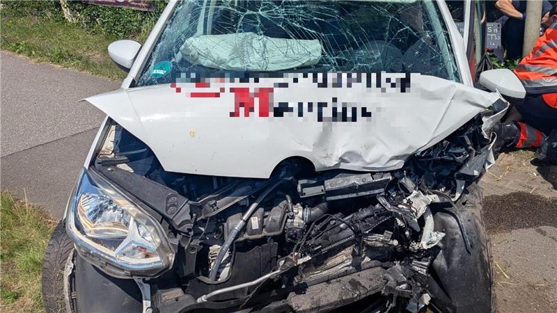 Der 40-jährige VW-Fahrer erlag im Hamburger Krankenhaus seinen Verletzungen.