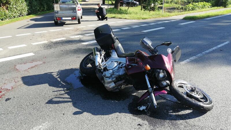 Düdenbüttel: Motorradfahrer bei Unfall schwer verletzt Der 61-jährige Motorradfahrer wurde bei dem Unfall schwer verletzt.