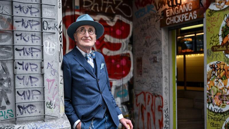 Der 79-jährige Influencer Günther Krabbenhöft hat 300.000 Follower auf der Social-Media-Plattform Instagram.