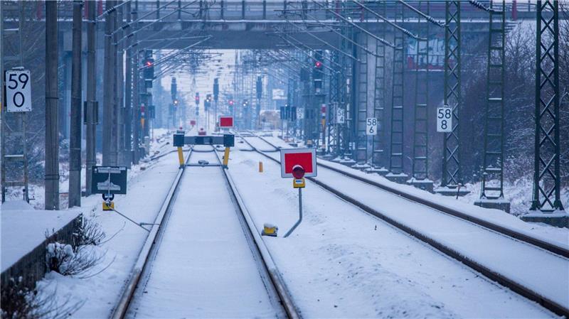 Der Abschluss der Generalsanierung verzögerte sich, laut Bahn wegen des Frostes zu Jahresbeginn. (Archivbild) 