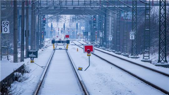Der Abschluss der Generalsanierung verzögerte sich, laut Bahn wegen des Frostes zu Jahresbeginn. (Archivbild) 