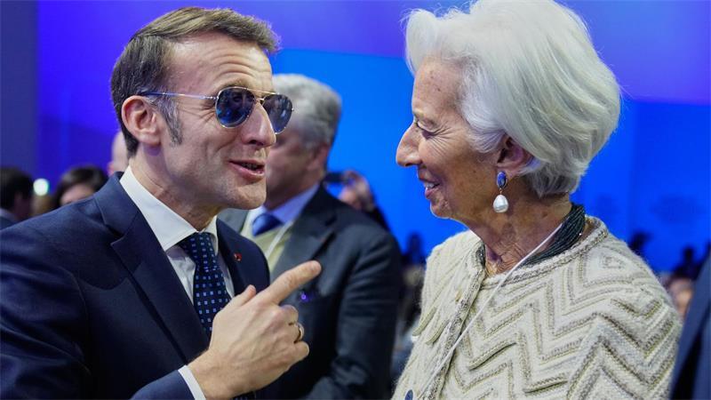 Lagarde geht vorzeitig im Februar - Poker um EZB-Spitze Der Abtritt von Lagarde hat wohl auch politische Gründe, denn auf Frankreichs Präsident Emmanuel Macron könnten Rechtspopulisten folgen (Archivbild)