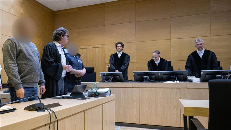 Der Angeklagte ist nun wegen Mordes verurteilt worden. (Archivbild)