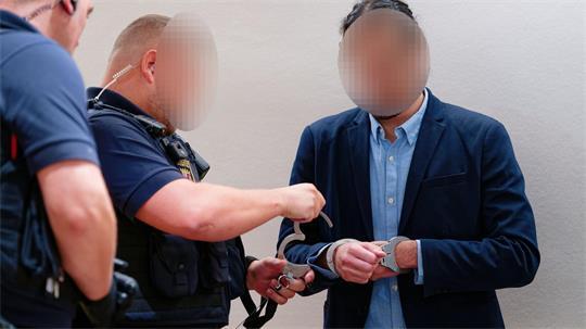 Der Angeklagte muss zehn Jahre in Haft 
