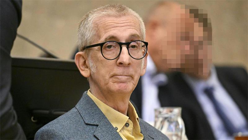 Der Angeklagte nahm das Urteil und die Strafe an. 