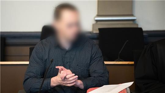 Der Angeklagte schweigt weiter vor dem Landgericht Verden.