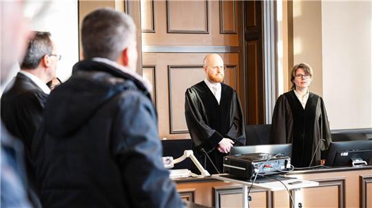 Der Angeklagte soll aus Rache den Entschluss gefasst haben, seine frühere Lebensgefährtin zu töten. (Archivbild)