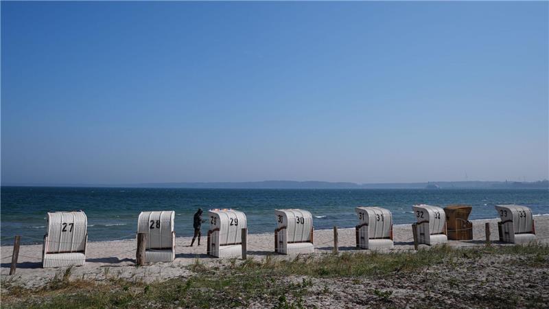 Der April in Schleswig-Holstein war laut Deutschem Wetterdienst zu trocken und zu mild. (Archivbild)