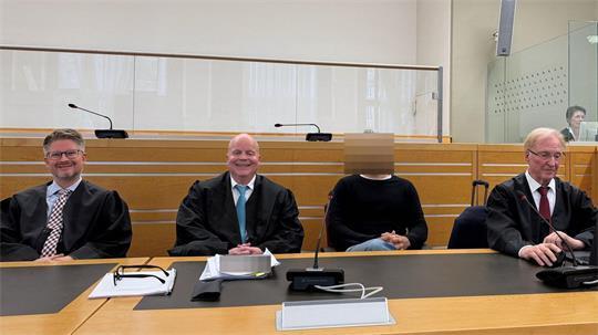 Der Arzt der Medizinischen Hochschule Hannover (2. v. r.) ist freigesprochen worden. (Archivbild)