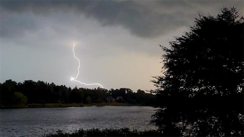 Der Auftakt ins Wochenende ist von ungemütlichem Wetter geprägt. (Archivbild)