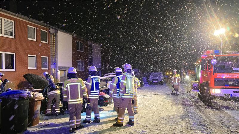 Der BMW war gegen 18.18 Uhr in Brand geraten.