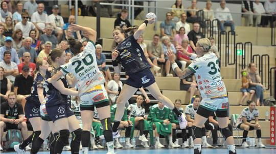 Der BSV gewann sein letztes Heimspiel gegen Frisch Auf Göppingen. Isabelle Dölle zeigte noch ein letztes Mal eine starke Leistung.