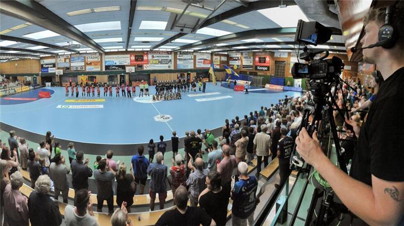 Meilenstein für die Bundesliga: Was hat der BSV vom neuen Ligasponsor? Der BSV ist verpflichtet, Werbeaufkleber des Ligasponsors auf dem Spielfeld anzubringen.