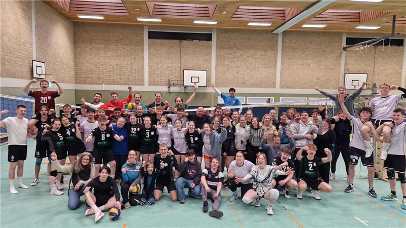 In Buxtehude bündeln zwei Vereine ihre Kräfte und stellen ein Team Der BSV und die SG Buxtehude-Altkloster machen im Volleyball gemeinsame Sache.