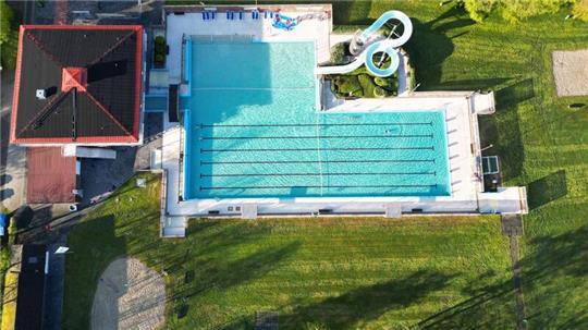Der Badeunfall ereignete sich im Weeneraner „Friesenbad“. (Archivbild)
