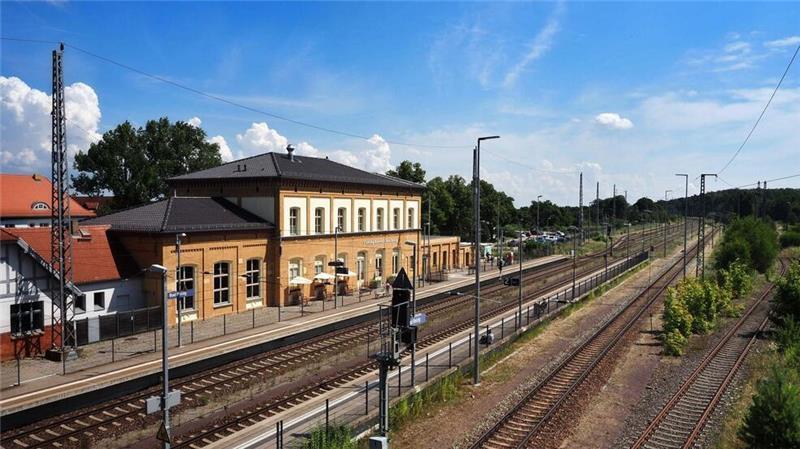 Der Bahnhof Bad Belzig wurde schon vor vielen Jahren umfassend saniert - und dient nun als gutes Beispiel einer Weiterentwicklung im Sinne der Verkehrswende. (Archivbild)