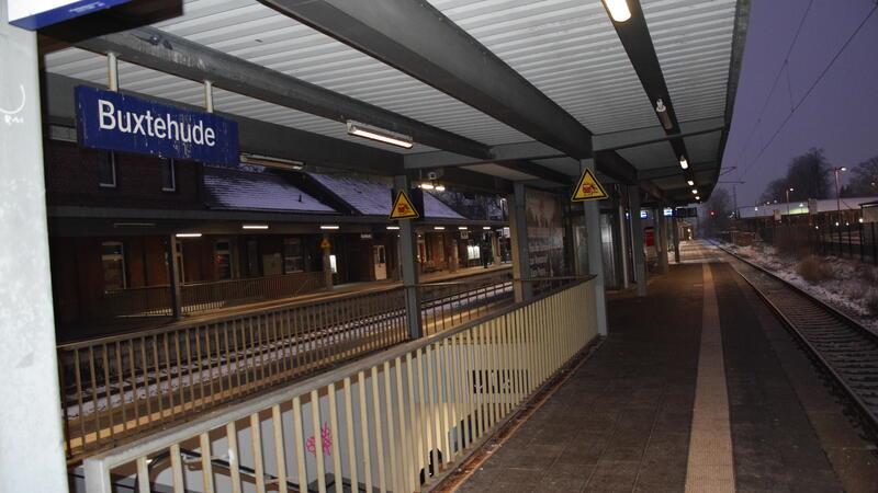 Der Bahnhof in Buxtehude am Mittwochmorgen.