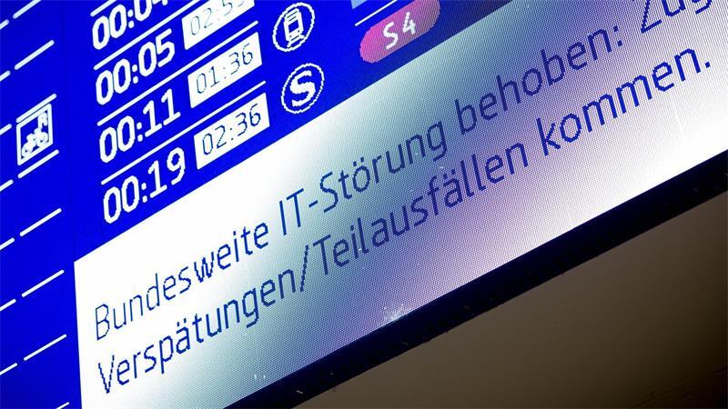 Der Bahnverkehr war wegen einer Funkstörung eingestellt. 