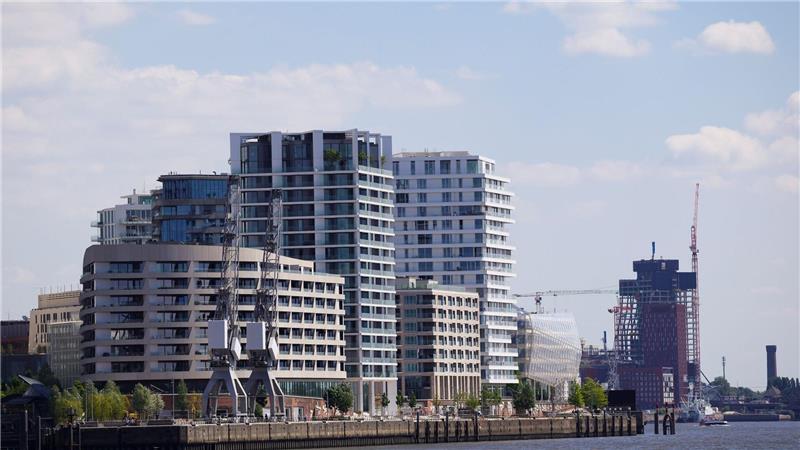 Der Bau des Elbtowers ist im Oktober 2023 eingestellt worden. (Archivbild)