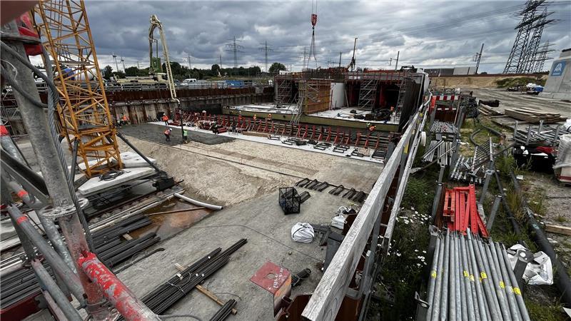 A26-Lückenschluss: Fast eine Milliarde Euro für die Autobahn nach Hamburg Der Bau des Hafenbahntunnels dauert länger und wird teurer als geplant.