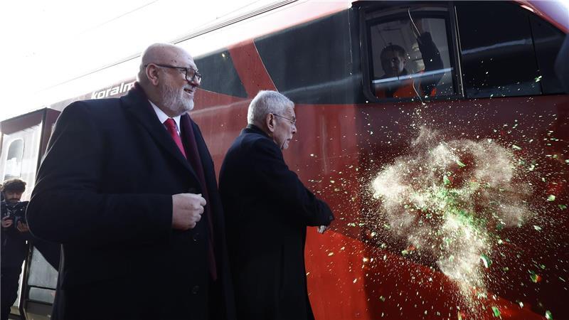 50 Tunnelkilometer: Schnellere Nord-Süd-Achse in Österreich Der Bau hat rund 5,9 Milliarden Euro gekostet.