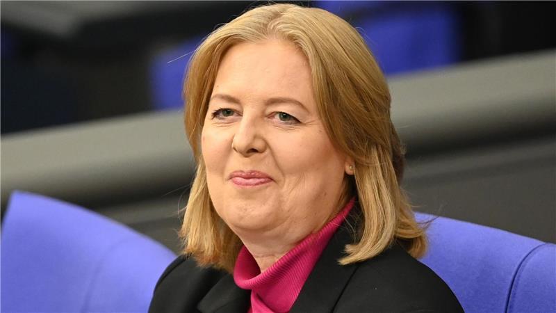 Bas will Beamte zur Rentenversicherung heranziehen Der Beamtenbund ist strikt gegen die Forderung der neuen Ministerin. (Archivbild)